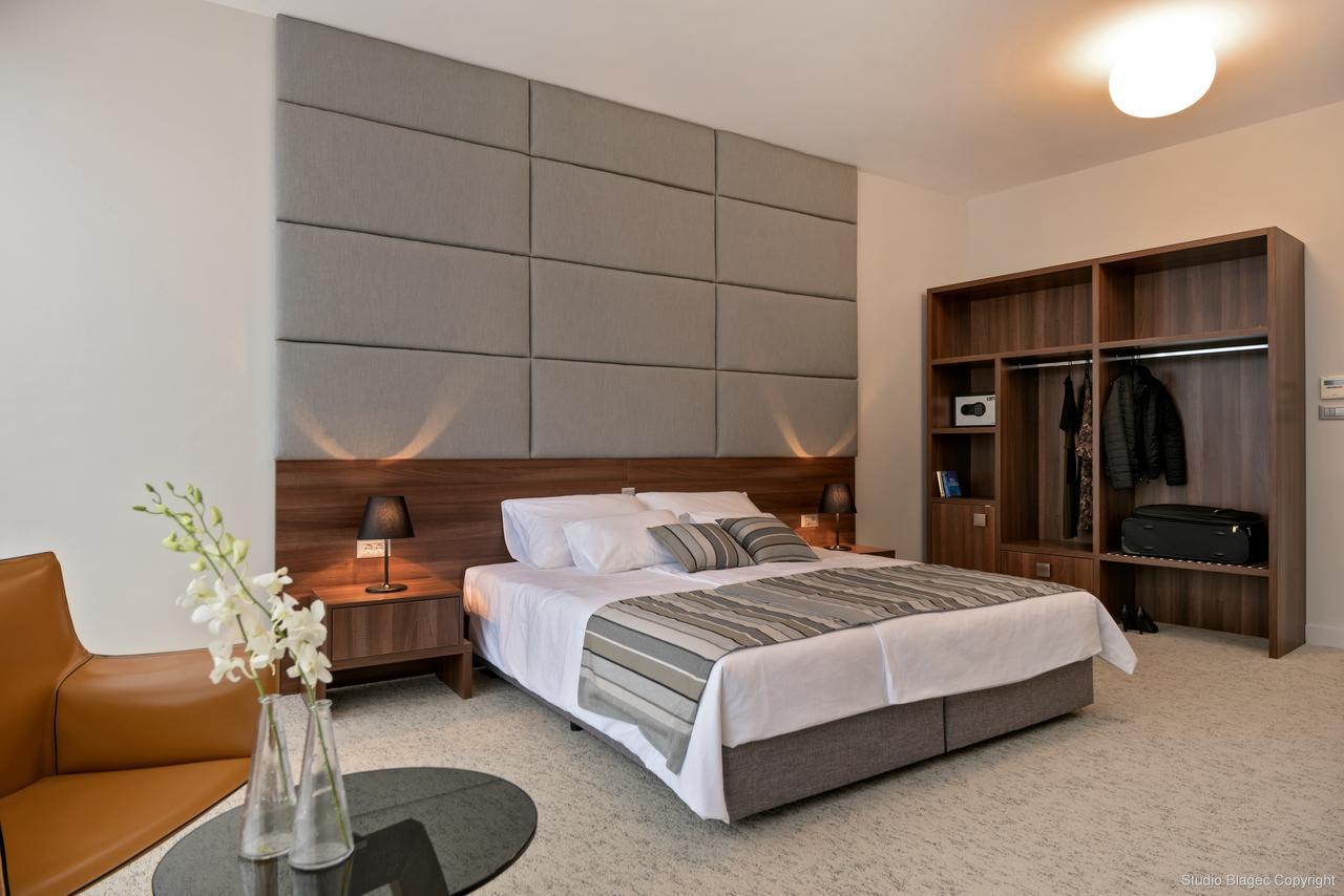 Priska Med Luxury Rooms Split Exterior foto